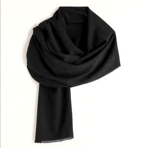 NWT Abercrombie & Fitch Shoulder Wrap Scarf